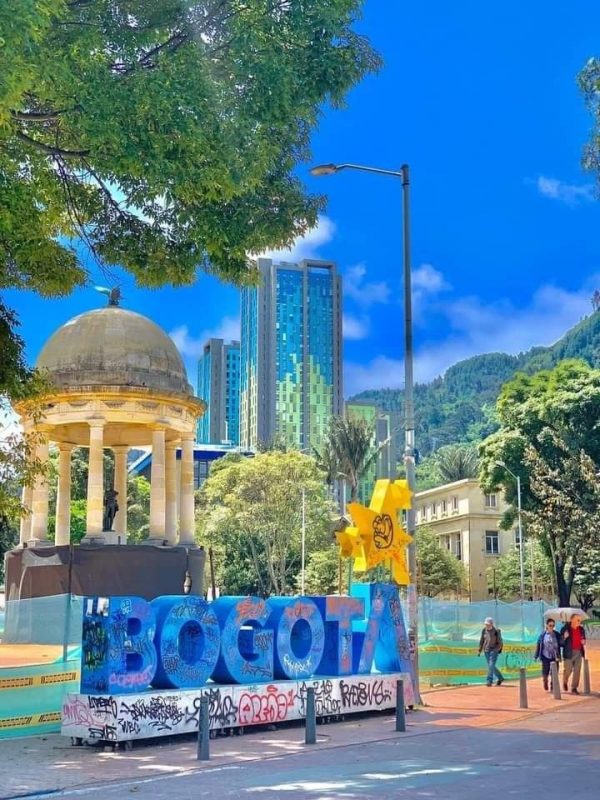 Esencias de Colombia: Historia, Playa y Tradición - Imagen 3